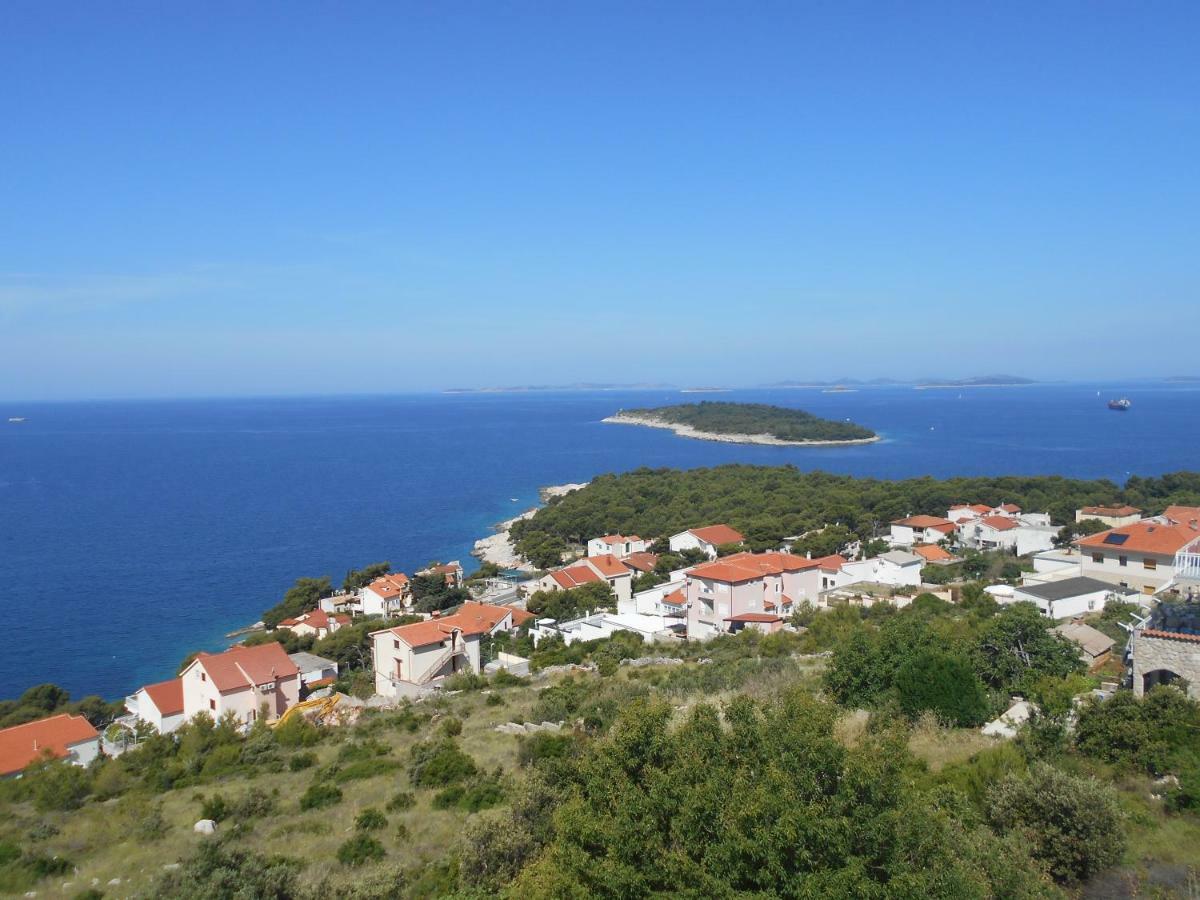 Seaview Apartment Marinov - Bilo, Primosten Bagian luar foto